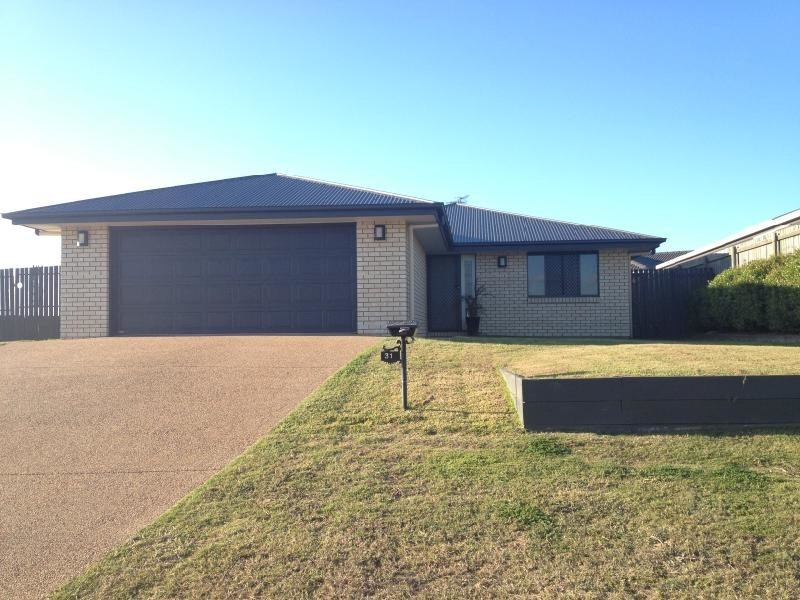 31 John Oxley Drive, Gracemere QLD 4702